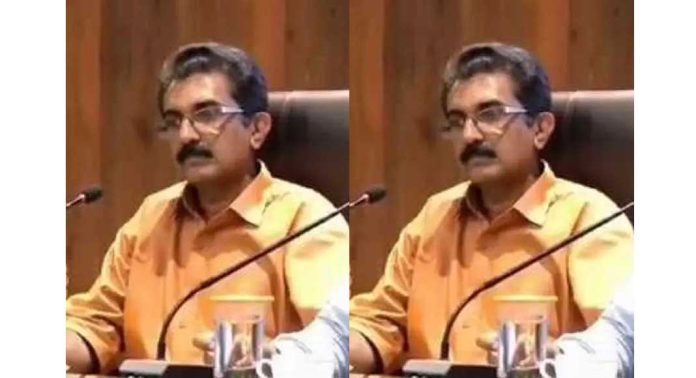 കണ്ണൂർ എഡിഎം നവീൻ ബാബു ആത്മഹത്യ ചെയ്തു കണ്ണൂർ എഡിഎം നവീൻ ബാബു ആത്മഹത്യ ചെയ്തു
