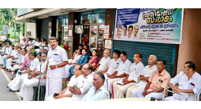 പിണറായി വിജയൻ്റെ ഭരണത്തിൽ കേരള ജനത ഭീതിയിൽ ; എ സുരേഷ് കുമാർ പിണറായി വിജയൻ്റെ ഭരണത്തിൽ കേരള ജനത ഭീതിയിൽ ; എ സുരേഷ് കുമാർ