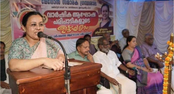 മേനോൻ സ്മാരക ഗ്രന്ഥശാലയുടെ 75 -ാമത് വാർഷിക ആഘോഷ പരിപാടികൾക്ക് തുടക്കമായി മേനോൻ സ്മാരക ഗ്രന്ഥശാലയുടെ 75 -ാമത് വാർഷിക ആഘോഷ പരിപാടികൾക്ക് തുടക്കമായി
