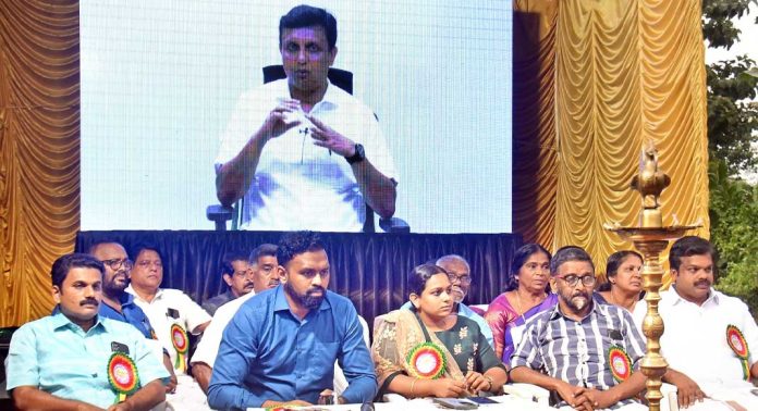 സമഗ്ര റോഡ് വികസനം ലക്ഷ്യം : മന്ത്രി പി. എ. മുഹമ്മദ് റിയാസ് സമഗ്ര റോഡ് വികസനം ലക്ഷ്യം : മന്ത്രി പി. എ. മുഹമ്മദ് റിയാസ്