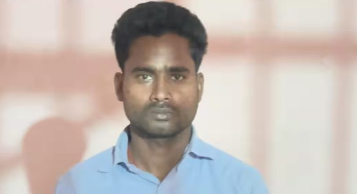 വിൽപ്പനയ്ക്കായി കൊണ്ടുവന്ന 4 കിലോ കഞ്ചാവുമായി ഇതര സംസ്ഥാന തൊഴിലാളി അറസ്റ്റിൽ വിൽപ്പനയ്ക്കായി കൊണ്ടുവന്ന 4 കിലോ കഞ്ചാവുമായി ഇതര സംസ്ഥാന തൊഴിലാളി അറസ്റ്റിൽ