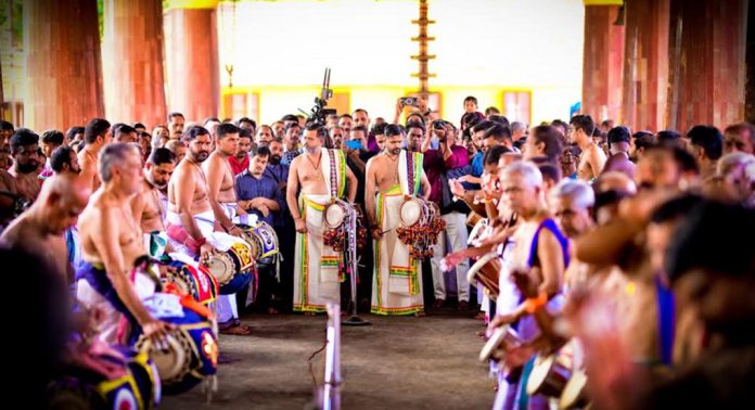 തനത് കേരളീയ കലാരൂപങ്ങള്ക്ക് പ്രചാരം നല്കി കൃതി എന്റര്ടെയ്ന്മെന്റസ് തനത് കേരളീയ കലാരൂപങ്ങള്ക്ക് പ്രചാരം നല്കി കൃതി എന്റര്ടെയ്ന്മെന്റസ്