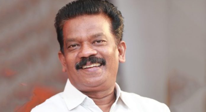 കരുവന്നൂര് കേസില് ഹാജരാകാനുള്ള ഇഡി നോട്ടീസിന് മറുപടി നല്കി കെ രാധാകൃഷ്ണന് എം പി കരുവന്നൂര് കേസില് ഹാജരാകാനുള്ള ഇഡി നോട്ടീസിന് മറുപടി നല്കി കെ രാധാകൃഷ്ണന് എം പി