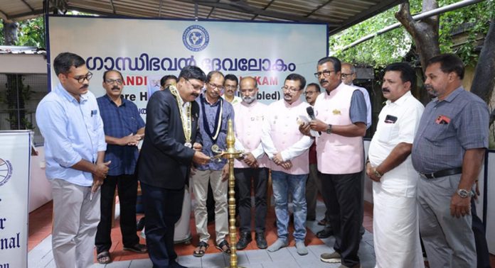 ഗാന്ധിഭവന്റ സ്നേഹപ്രയാണം 629-ാം ദിന സംഗമം കോന്നിയില് നടന്നു ഗാന്ധിഭവന്റ സ്നേഹപ്രയാണം 629-ാം ദിന സംഗമം കോന്നിയില് നടന്നു