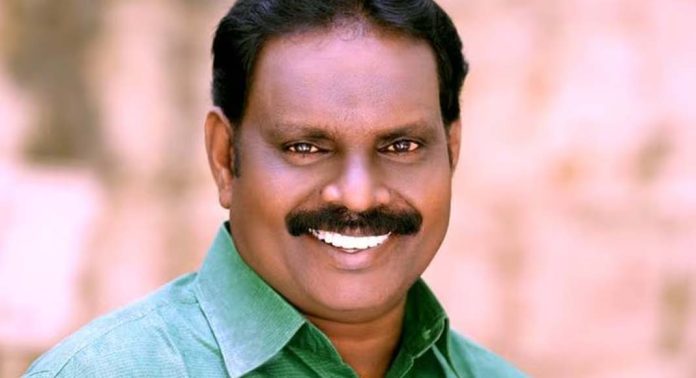 പച്ചിലകാട്ടി വിരട്ടാന് നോക്കണ്ട , കോഴ ആരോപണം നിഷേധിച്ച് കോവൂര് കുഞ്ഞുമോന് പച്ചിലകാട്ടി വിരട്ടാന് നോക്കണ്ട , കോഴ ആരോപണം നിഷേധിച്ച് കോവൂര് കുഞ്ഞുമോന്
