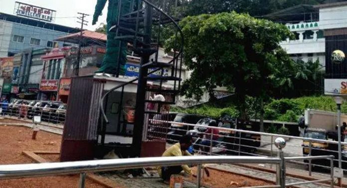 കോഴഞ്ചേരിയിലെ സി.കേശവന് സ്മാരകത്തിന്റെ നവീകരണം പൂർത്തിയായി കോഴഞ്ചേരിയിലെ സി.കേശവന് സ്മാരകത്തിന്റെ നവീകരണം പൂർത്തിയായി
