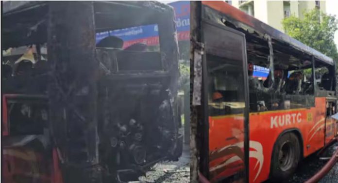 കൊച്ചിയിൽ കെഎസ്ആർടിസി ലോ ഫ്ലോർ ബസിന് തീപിടിച്ചു കൊച്ചിയിൽ കെഎസ്ആർടിസി ലോ ഫ്ലോർ ബസിന് തീപിടിച്ചു