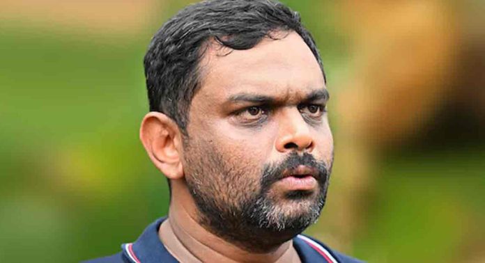 എന്ത് കേസ് വന്നാലും അര്ജുന്റെ കുടുംബത്തോടൊപ്പം ; മനാഫ് എന്ത് കേസ് വന്നാലും അര്ജുന്റെ കുടുംബത്തോടൊപ്പം ; മനാഫ്
