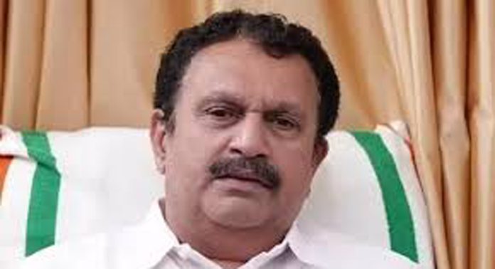 കൂറുമാറ്റത്തിന് രണ്ട് എംഎൽഎമാർക്ക് നൂറ് കോടി കോഴ വാഗ്ദാനം ചെയ്തെന്ന ആരോപണത്തിൽ അടിയന്തിരമായി വിജിലൻസ് അന്വേഷണം നടത്തണമെന്ന് കോൺഗ്രസ് നേതാവ് കെ മുരളീധരൻ കൂറുമാറ്റത്തിന് രണ്ട് എംഎൽഎമാർക്ക് നൂറ് കോടി കോഴ വാഗ്ദാനം ചെയ്തെന്ന ആരോപണത്തിൽ അടിയന്തിരമായി വിജിലൻസ് അന്വേഷണം നടത്തണമെന്ന് കോൺഗ്രസ് നേതാവ് കെ മുരളീധരൻ