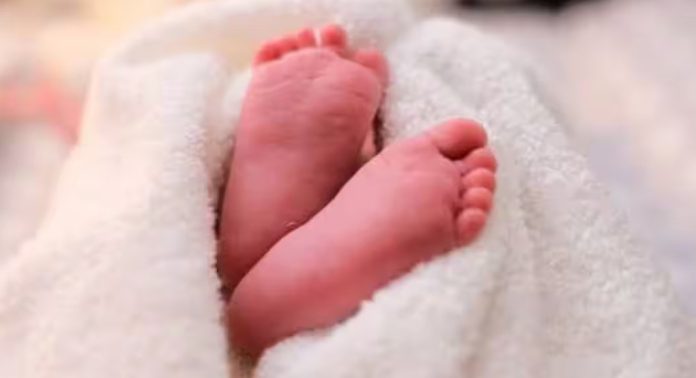 ഐശ്വര്യം വരാന് 4 വയസുകാരിയെ കൊലപ്പെടുത്തി അമ്മായി ; സംഭവം ഉത്തര്പ്രദേശില് ഐശ്വര്യം വരാന് 4 വയസുകാരിയെ കൊലപ്പെടുത്തി അമ്മായി ; സംഭവം ഉത്തര്പ്രദേശില്