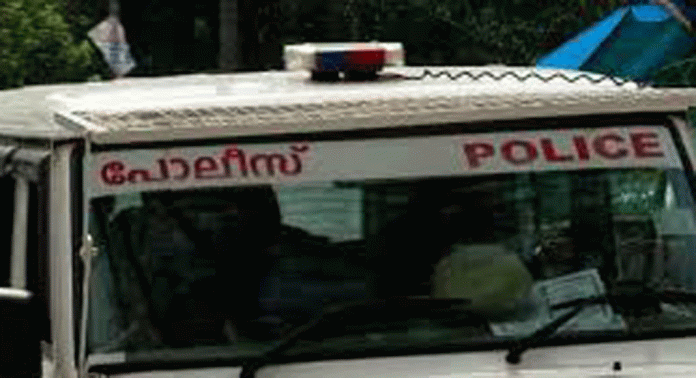 ബലാത്സംഗ കേസ് ഒത്തുതീർപ്പാക്കാൻ 10 ലക്ഷം ; പരാതിയുമായി യുവതി ബലാത്സംഗ കേസ് ഒത്തുതീർപ്പാക്കാൻ 10 ലക്ഷം ; പരാതിയുമായി യുവതി