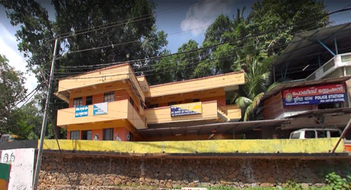 പോലീസ് സ്റ്റേഷന് കൗണ്സിലിംഗ് സെന്റര് ഉദ്ഘാടനം ചെയ്തു പോലീസ് സ്റ്റേഷന് കൗണ്സിലിംഗ് സെന്റര് ഉദ്ഘാടനം ചെയ്തു