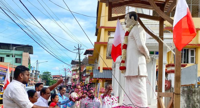 വയല ഇടിക്കുളയുടെ സ്മൃതി മണ്ഡപത്തിൽ കേരള കോൺഗ്രസ് (എം) റാന്നി നിയോജകമണ്ഡലം കമ്മിറ്റിയുടെ ആഭിമുഖ്യത്തിൽ പുഷ്പാര്ച്ചന നടത്തി വയല ഇടിക്കുളയുടെ സ്മൃതി മണ്ഡപത്തിൽ കേരള കോൺഗ്രസ് (എം) റാന്നി നിയോജകമണ്ഡലം കമ്മിറ്റിയുടെ ആഭിമുഖ്യത്തിൽ പുഷ്പാര്ച്ചന നടത്തി
