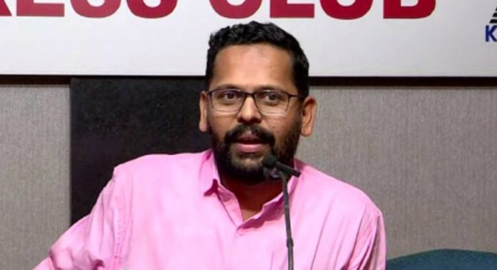 സരിന്റെ വിമർശനം അച്ചടക്ക ലംഘനമെന്ന് വിലയിരുത്തി കെപിസിസി സരിന്റെ വിമർശനം അച്ചടക്ക ലംഘനമെന്ന് വിലയിരുത്തി കെപിസിസി