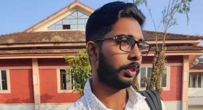 പൂക്കോട് വെറ്ററിനറി കോളേജിൽ മരിച്ച നിലയിൽ കണ്ടെത്തിയ സിദ്ധർത്ഥൻ്റെ സാധനങ്ങൾ കാണാതായെന്ന് പരാതി പൂക്കോട് വെറ്ററിനറി കോളേജിൽ മരിച്ച നിലയിൽ കണ്ടെത്തിയ സിദ്ധർത്ഥൻ്റെ സാധനങ്ങൾ കാണാതായെന്ന് പരാതി