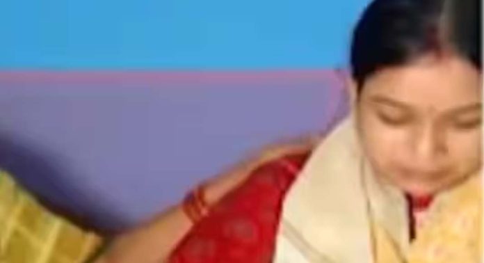 വേദനയെന്ന് പറഞ്ഞിട്ടും അവധി നിഷേധിച്ചു ; ഏഴ് മാസം പ്രായമായ കുഞ്ഞിനെ നഷ്ടപ്പെട്ടെന്ന് സർക്കാർ ജീവനക്കാരി വേദനയെന്ന് പറഞ്ഞിട്ടും അവധി നിഷേധിച്ചു ; ഏഴ് മാസം പ്രായമായ കുഞ്ഞിനെ നഷ്ടപ്പെട്ടെന്ന് സർക്കാർ ജീവനക്കാരി