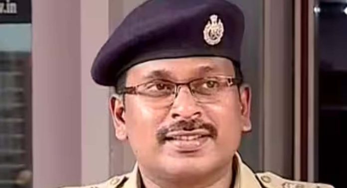 ബലാത്സംഗ പരാതി ; മുൻ എസ്പി സുജിത്ത് ദാസ് അടക്കമുള്ള പോലീസുകാർക്കെതിരെ എഫ്ഐആർ രജിസ്റ്റർ ചെയ്യുന്നത് തടഞ്ഞു ബലാത്സംഗ പരാതി ; മുൻ എസ്പി സുജിത്ത് ദാസ് അടക്കമുള്ള പോലീസുകാർക്കെതിരെ എഫ്ഐആർ രജിസ്റ്റർ ചെയ്യുന്നത് തടഞ്ഞു