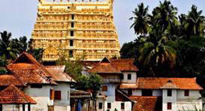 പത്മനാഭ സ്വാമി ക്ഷേത്രത്തിലെ പാത്രം കാണാതായ സംഭവത്തിൽ പ്രതികരണവുമായി അന്വേഷണ സംഘം പത്മനാഭ സ്വാമി ക്ഷേത്രത്തിലെ പാത്രം കാണാതായ സംഭവത്തിൽ പ്രതികരണവുമായി അന്വേഷണ സംഘം
