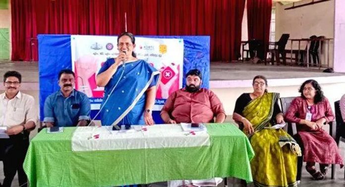 തിരുവല്ല എം.ജി.എം ഹയർ സെക്കൻഡറി സ്കൂൾ നാഷണൽ സർവീസ് സ്കീമിന്റെ ആഭിമുഖ്യത്തിൽ രക്തദാന ക്യാമ്പ് സംഘടിപ്പിച്ചു തിരുവല്ല എം.ജി.എം ഹയർ സെക്കൻഡറി സ്കൂൾ നാഷണൽ സർവീസ് സ്കീമിന്റെ ആഭിമുഖ്യത്തിൽ രക്തദാന ക്യാമ്പ് സംഘടിപ്പിച്ചു