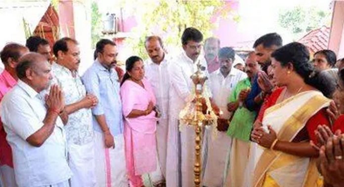 തിരുവൻവണ്ടൂർ ശാഖയിൽ പുതിയതായി നിർമ്മിക്കുന്ന ഗുരുദേവ ക്ഷേത്രത്തിന്റെ ശിലാന്യാസം നടന്നു തിരുവൻവണ്ടൂർ ശാഖയിൽ പുതിയതായി നിർമ്മിക്കുന്ന ഗുരുദേവ ക്ഷേത്രത്തിന്റെ ശിലാന്യാസം നടന്നു
