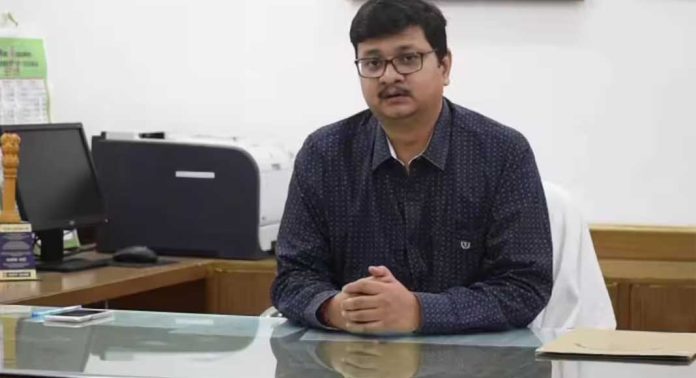 പ്രണബ് ജ്യോതി നാഥിനെ ചീഫ് ഇലക്ഷൻ ഓഫീസറായി തെരഞ്ഞെടുത്തു പ്രണബ് ജ്യോതി നാഥിനെ ചീഫ് ഇലക്ഷൻ ഓഫീസറായി തെരഞ്ഞെടുത്തു