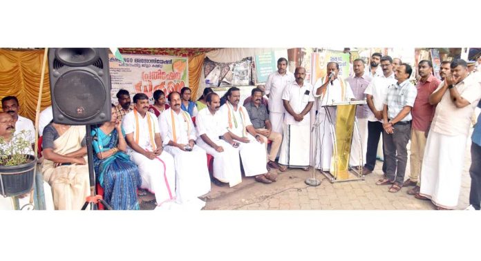 കണ്ണൂർ എ ഡി എംൻ്റെ മരണത്തിൽ ഉത്തരവാദികളെ ഉടൻ അറസ്റ്റ് ചെയ്യണം – പ്രൊഫ. സതീഷ് കൊച്ചുപറമ്പിൽ കണ്ണൂർ എ ഡി എംൻ്റെ മരണത്തിൽ ഉത്തരവാദികളെ ഉടൻ അറസ്റ്റ് ചെയ്യണം – പ്രൊഫ. സതീഷ് കൊച്ചുപറമ്പിൽ