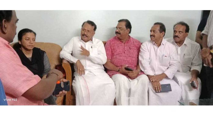 അന്വേഷണം കൂടുതൽ ശക്തമാക്കണം : പി എസ് ശ്രീധരൻ പിള്ള അന്വേഷണം കൂടുതൽ ശക്തമാക്കണം : പി എസ് ശ്രീധരൻ പിള്ള