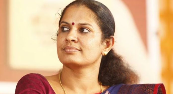 പി പി ദിവ്യയുടെ ജാമ്യഹർജിയിൽ വിധി അടുത്ത വെള്ളിയാഴ്ച പി പി ദിവ്യയുടെ ജാമ്യഹർജിയിൽ വിധി അടുത്ത വെള്ളിയാഴ്ച