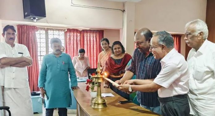 കാതോലിക്കേറ്റ് കോളേജ് ഇംഗ്ലീഷ് വിഭാഗം പൂർവ വിദ്യാർത്ഥി സംഗമം ഉദ്ഘാടനം ചെയ്തു കാതോലിക്കേറ്റ് കോളേജ് ഇംഗ്ലീഷ് വിഭാഗം പൂർവ വിദ്യാർത്ഥി സംഗമം ഉദ്ഘാടനം ചെയ്തു