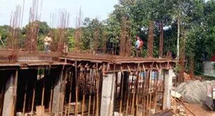 എഴുമറ്റൂർ സാമൂഹിക ആരോഗ്യ കേന്ദ്രത്തിന്റെ നിർമ്മാണ പ്രവർത്തികൾ പുരോഗമിക്കുന്നു എഴുമറ്റൂർ സാമൂഹിക ആരോഗ്യ കേന്ദ്രത്തിന്റെ നിർമ്മാണ പ്രവർത്തികൾ പുരോഗമിക്കുന്നു