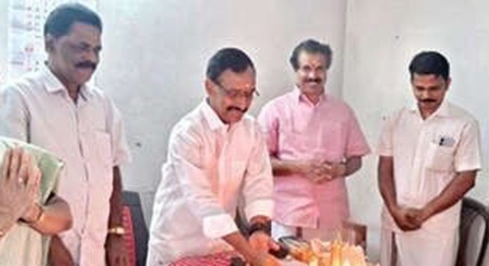 നരിയാപുരം എൻ.എസ്.എസ്. കരയോഗം കുടുംബസംഗമം ഉദ്ഘാടനം ചെയ്തു നരിയാപുരം എൻ.എസ്.എസ്. കരയോഗം കുടുംബസംഗമം ഉദ്ഘാടനം ചെയ്തു