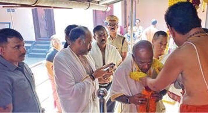 ചക്കുളത്തുകാവ് പൊങ്കാല ; വിളംബരഘോഷയാത്ര നടന്നു ചക്കുളത്തുകാവ് പൊങ്കാല ; വിളംബരഘോഷയാത്ര നടന്നു