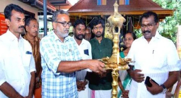 ചെങ്ങന്നൂർ അമരാവതി മഹാലക്ഷ്മി ക്ഷേത്രത്തിൽ അന്നദാന വിതരണം ഉദ്ഘാടനം ചെയ്തു ചെങ്ങന്നൂർ അമരാവതി മഹാലക്ഷ്മി ക്ഷേത്രത്തിൽ അന്നദാന വിതരണം ഉദ്ഘാടനം ചെയ്തു