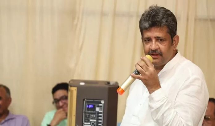 മഹാരാഷ്ട്രയിലെ നിയമസഭ തെരഞ്ഞെടുപ്പ് ; സ്ഥാനാർഥികളിൽ ഏറ്റവും സമ്പന്നൻ ബി.ജെ.പി എം.എൽ.എ പരാഗ് ഷാ മഹാരാഷ്ട്രയിലെ നിയമസഭ തെരഞ്ഞെടുപ്പ് ; സ്ഥാനാർഥികളിൽ ഏറ്റവും സമ്പന്നൻ ബി.ജെ.പി എം.എൽ.എ പരാഗ് ഷാ