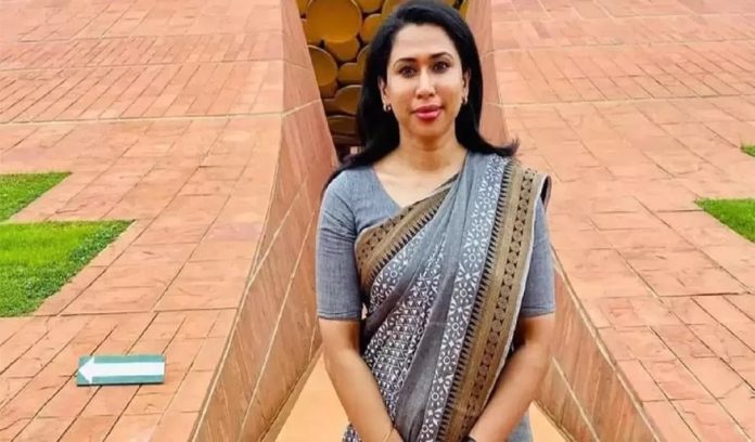 ഷമ മുഹമ്മദിനെതിരായ പരാമര്ശം നീക്കണമെന്ന് ഡല്ഹി ഹൈക്കോടതി ഷമ മുഹമ്മദിനെതിരായ പരാമര്ശം നീക്കണമെന്ന് ഡല്ഹി ഹൈക്കോടതി