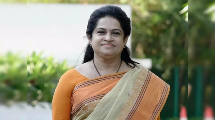 കോൺഗ്രസ് കുട്ടി നേതാക്കളുടെ നിലവാരമില്ലായ്മ തെളിഞ്ഞു ; ഹസ്തദാന വിവാദത്തിൽ പ്രതികരണവുമായി പത്മജ വേണുഗോപാൽ കോൺഗ്രസ് കുട്ടി നേതാക്കളുടെ നിലവാരമില്ലായ്മ തെളിഞ്ഞു ; ഹസ്തദാന വിവാദത്തിൽ പ്രതികരണവുമായി പത്മജ വേണുഗോപാൽ
