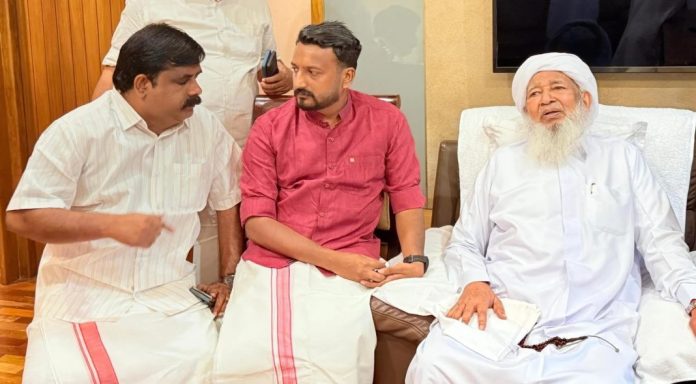 രാഹുൽ മാങ്കൂട്ടത്തിൽ കാന്തപുരത്തെ സന്ദർശിച്ചു രാഹുൽ മാങ്കൂട്ടത്തിൽ കാന്തപുരത്തെ സന്ദർശിച്ചു
