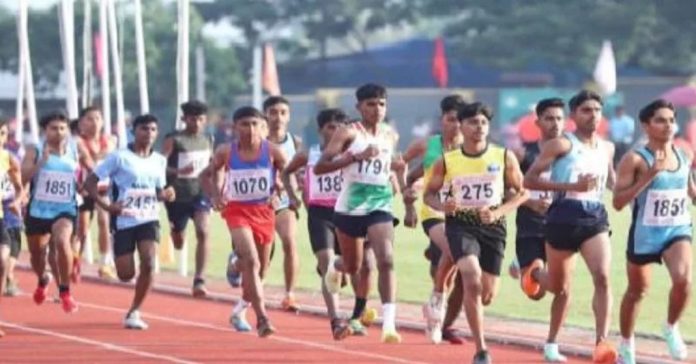 സ്കൂള് കായികമേള ; നാളെ അധ്യാപകരും മത്സരത്തിനിറങ്ങും സ്കൂള് കായികമേള ; നാളെ അധ്യാപകരും മത്സരത്തിനിറങ്ങും