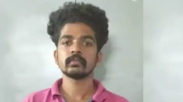 വിദ്യാർഥിനിക്ക് നേരെ ലൈംഗികാതിക്രമം ; പാരലൽ കോളജ് പ്രിൻസിപ്പൽ അറസ്റ്റിൽ വിദ്യാർഥിനിക്ക് നേരെ ലൈംഗികാതിക്രമം ; പാരലൽ കോളജ് പ്രിൻസിപ്പൽ അറസ്റ്റിൽ