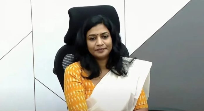 ഇരട്ടവോട്ട് പട്ടികയിൽ ഉൾപ്പെട്ടവർ വോട്ട് ചെയ്താൽ നിയമനടപടി : പാലക്കാട് കളക്ടര് ഇരട്ടവോട്ട് പട്ടികയിൽ ഉൾപ്പെട്ടവർ വോട്ട് ചെയ്താൽ നിയമനടപടി : പാലക്കാട് കളക്ടര്