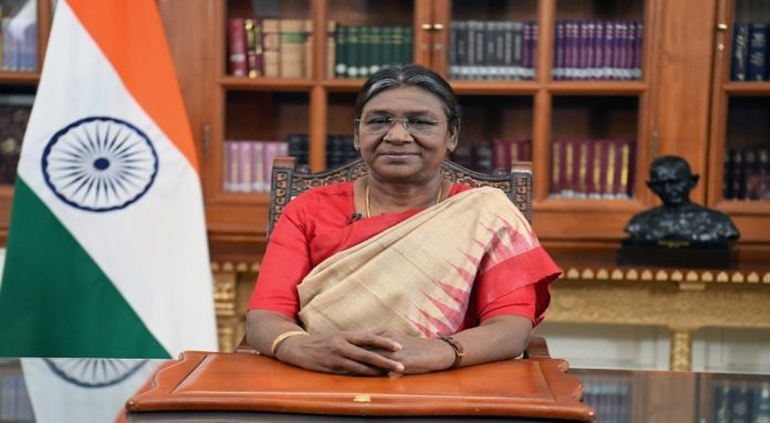 മണിപ്പൂരിൽ സംഘർഷത്തിന് അയവില്ല ; രാഷ്ട്രപതിക്ക് കത്തയച്ച് കോൺഗ്രസ് മണിപ്പൂരിൽ സംഘർഷത്തിന് അയവില്ല ; രാഷ്ട്രപതിക്ക് കത്തയച്ച് കോൺഗ്രസ്