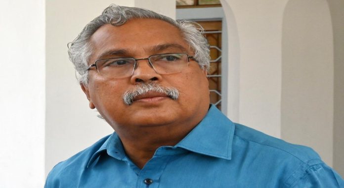 വി.മുരളീധരൻ മാപ്പ് പറയണം : ബിനോയ് വിശ്വം വി.മുരളീധരൻ മാപ്പ് പറയണം : ബിനോയ് വിശ്വം
