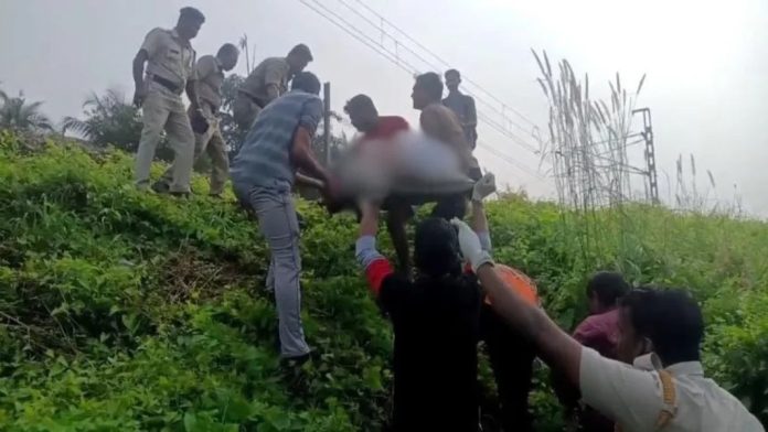 മലപ്പുറത്ത് അജ്ഞാതൻ ട്രെയിൻ തട്ടി മരിച്ചു മലപ്പുറത്ത് അജ്ഞാതൻ ട്രെയിൻ തട്ടി മരിച്ചു