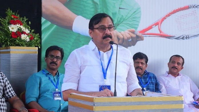 സ്പോർട്സ് നിർബന്ധ വിഷയമായി പാഠ്യപദ്ധതിയിൽ പരിഗണിക്കണമെന്ന് കായിക വകുപ്പ് മന്ത്രി വി. അബ്ദുറഹിമാൻ സ്പോർട്സ് നിർബന്ധ വിഷയമായി പാഠ്യപദ്ധതിയിൽ പരിഗണിക്കണമെന്ന് കായിക വകുപ്പ് മന്ത്രി വി. അബ്ദുറഹിമാൻ