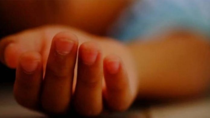 രണ്ടാം വിവാഹത്തിന് തടസം ; അഞ്ചുവയസുകാരിയെ അമ്മ കഴുത്തുഞെരിച്ചു കൊലപ്പെടുത്തി രണ്ടാം വിവാഹത്തിന് തടസം ; അഞ്ചുവയസുകാരിയെ അമ്മ കഴുത്തുഞെരിച്ചു കൊലപ്പെടുത്തി