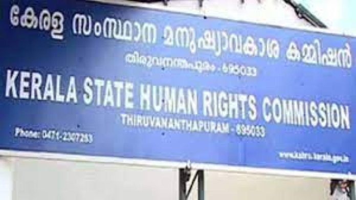ആദിവാസികളുടെ കുടിലുകൾ പൊളിച്ചു നീക്കിയതിൽ മനുഷ്യാവകാശ കമ്മീഷൻ കേസെടുത്തു ആദിവാസികളുടെ കുടിലുകൾ പൊളിച്ചു നീക്കിയതിൽ മനുഷ്യാവകാശ കമ്മീഷൻ കേസെടുത്തു