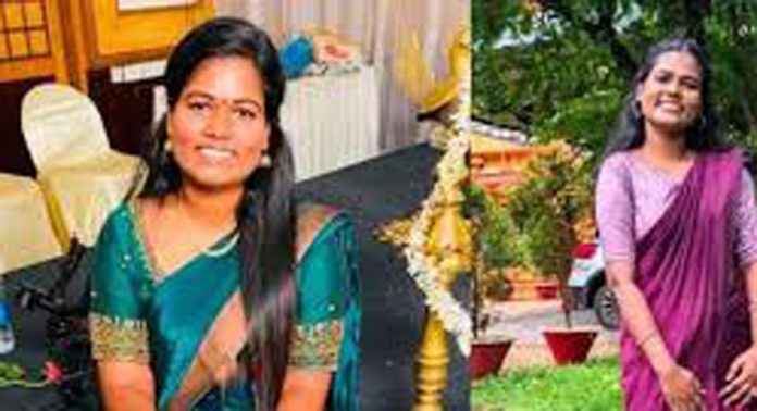 നഴ്സിംഗ് വിദ്യാർത്ഥി അമ്മുവിന്റെ മരണം ; തന്റെ മകൾ ആത്മഹത്യ ചെയ്യില്ലെന്ന് അമ്മ നഴ്സിംഗ് വിദ്യാർത്ഥി അമ്മുവിന്റെ മരണം ; തന്റെ മകൾ ആത്മഹത്യ ചെയ്യില്ലെന്ന് അമ്മ