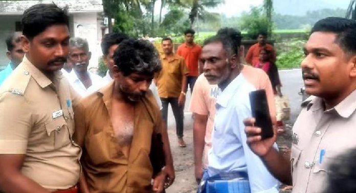 സ്കൂൾ വിദ്യാർഥിനിക്ക് നേരെ ലൈംഗികാതിക്രമം നടത്തിയ കണ്ടക്ടർ അറസ്റ്റിൽ സ്കൂൾ വിദ്യാർഥിനിക്ക് നേരെ ലൈംഗികാതിക്രമം നടത്തിയ കണ്ടക്ടർ അറസ്റ്റിൽ