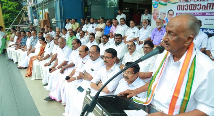 ഭരണഘടനയുടെ അന്തസത്ത ഉയർത്തി പിടിക്കണം – കെ സി ജോസഫ് ഭരണഘടനയുടെ അന്തസത്ത ഉയർത്തി പിടിക്കണം – കെ സി ജോസഫ്