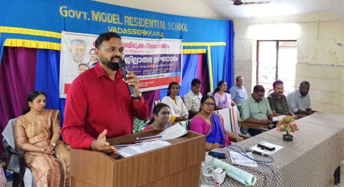 ദേശീയ വിരവിമുക്ത ദിനാചരണം : കുട്ടികള്ക്ക് മരുന്ന് നല്കി ദേശീയ വിരവിമുക്ത ദിനാചരണം : കുട്ടികള്ക്ക് മരുന്ന് നല്കി